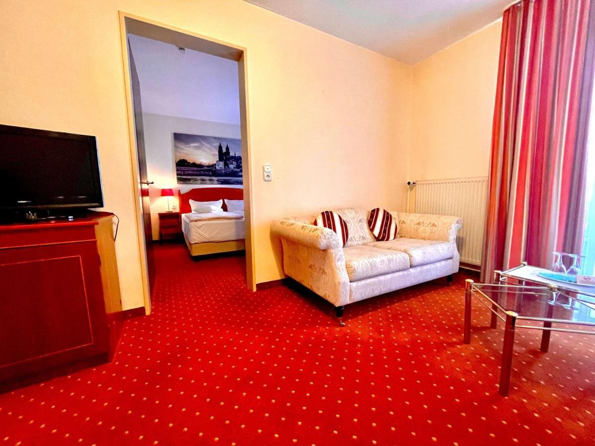 Mercure Hotel Plaza Magdeburg Exterior foto